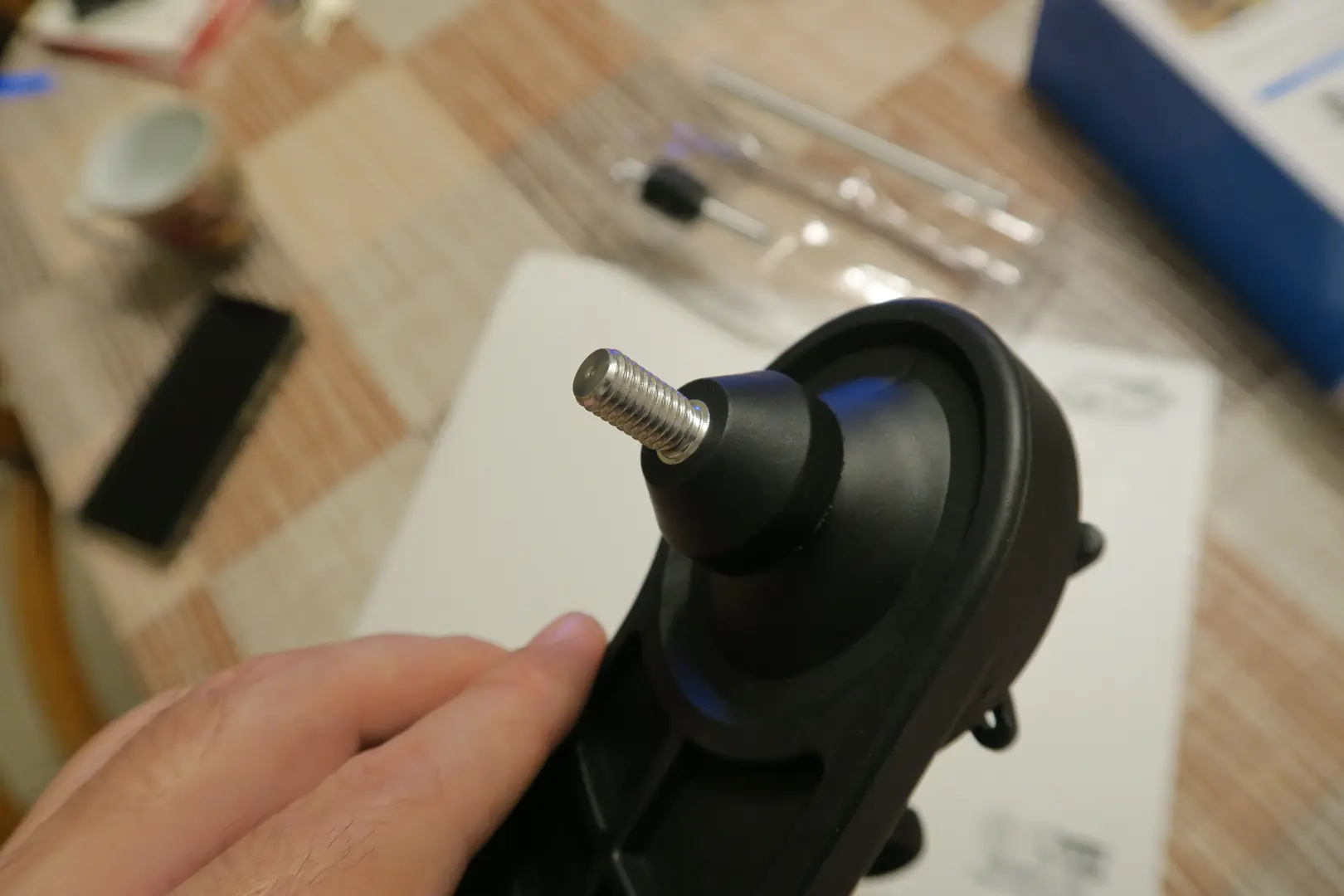 Spooling mechanism shaft